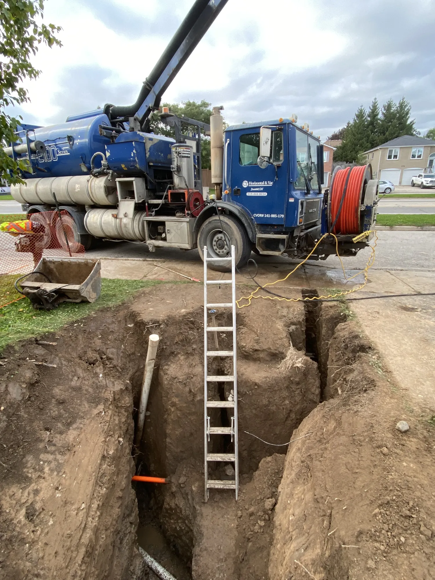 CT Hydrovacs catch basin and storm drain work