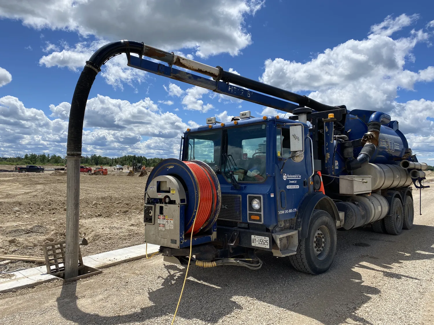CT Hydrovacs on site for HDD vac support